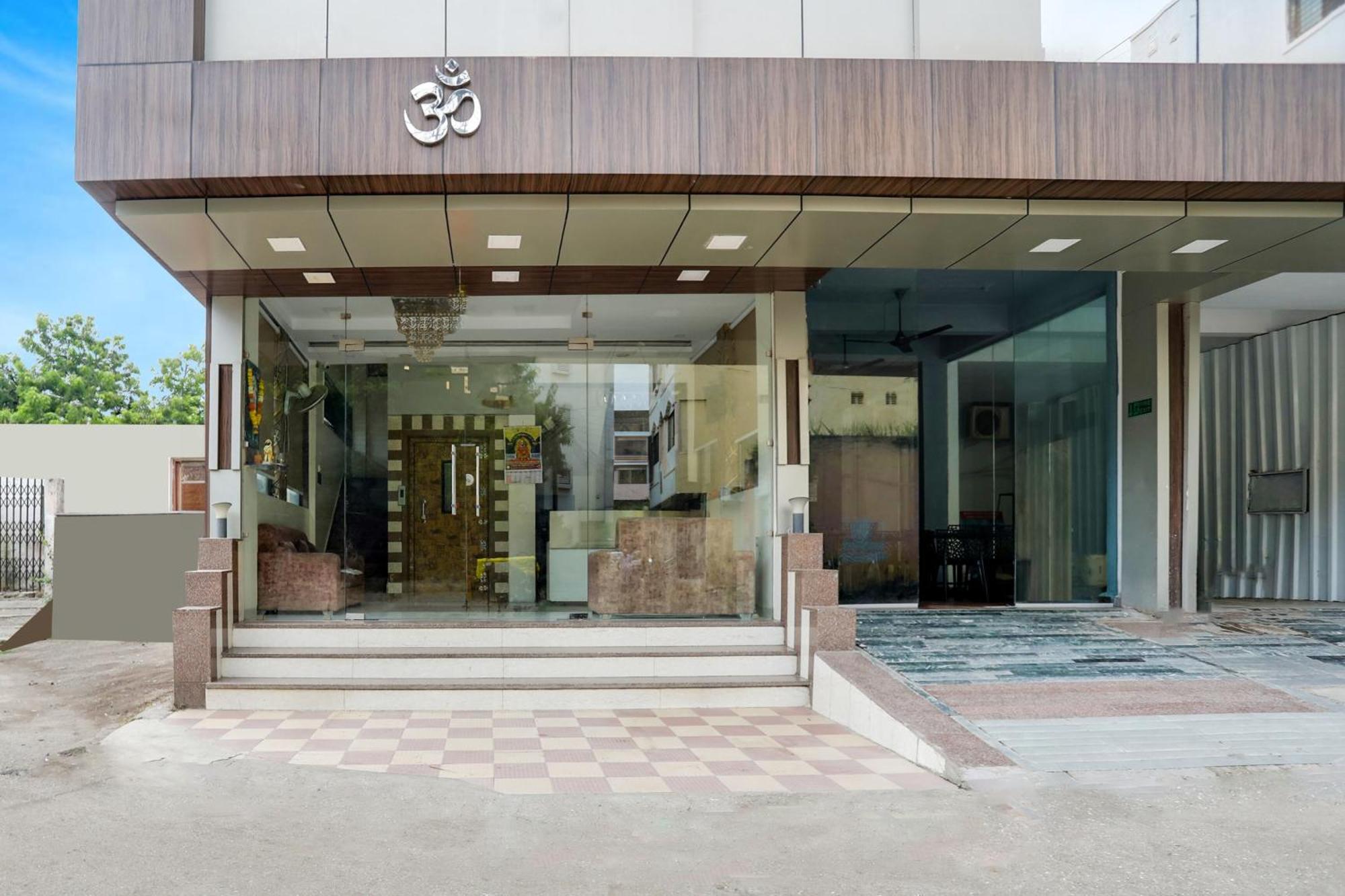 Super Hotel O Palkhi Road Near Sai Baba Temple Formerly Netra Sai Shirdi Ngoại thất bức ảnh