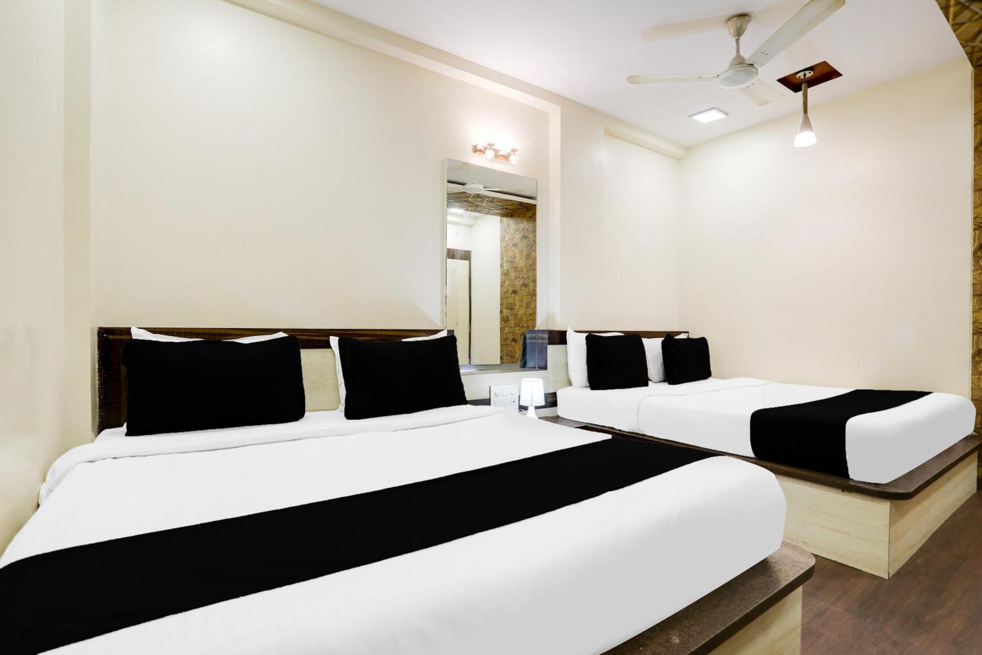 Super Hotel O Palkhi Road Near Sai Baba Temple Formerly Netra Sai Shirdi Ngoại thất bức ảnh