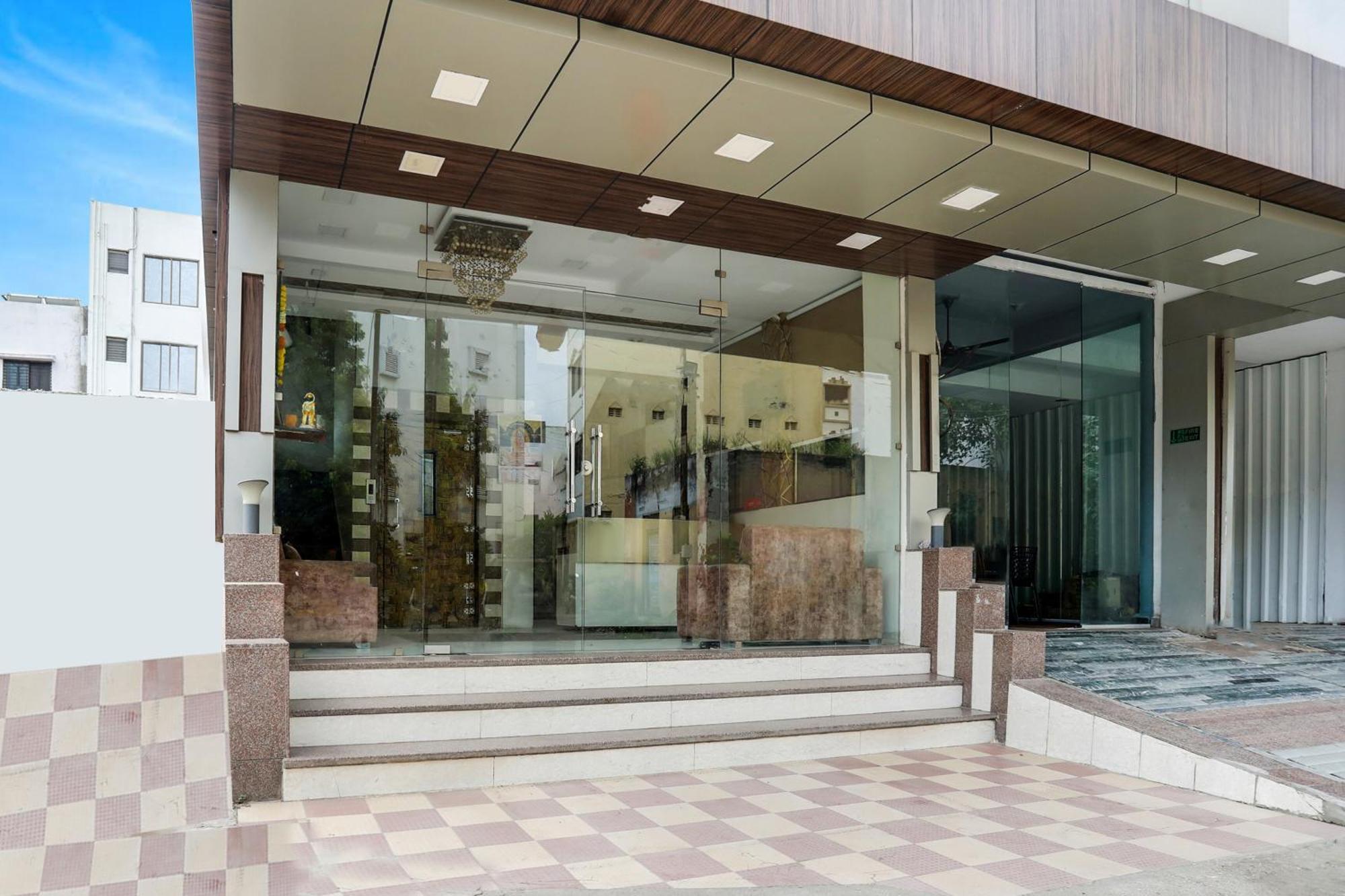 Super Hotel O Palkhi Road Near Sai Baba Temple Formerly Netra Sai Shirdi Ngoại thất bức ảnh